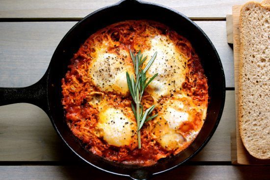 eggs poached in tomato sauce