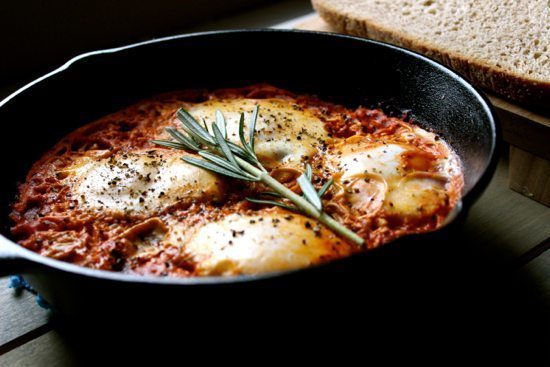 eggs poached in tomato sauce